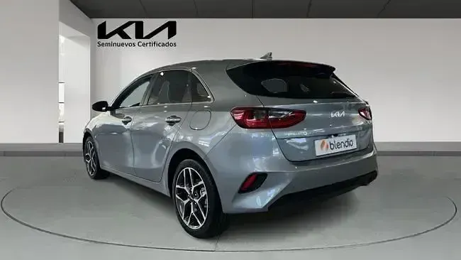 Nuevo Kia Ceed 140 CV (102 kW) 2026 Gris Utilitario