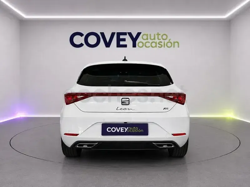 Usado Seat Leon FR 150 CV (110 kW) 2022 Blanco Berlina