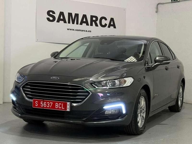 Gris / plata Usado 2019 Ford Mondeo Trend Berlina | 18.600 € (Precio justo) - Imagen 1/4