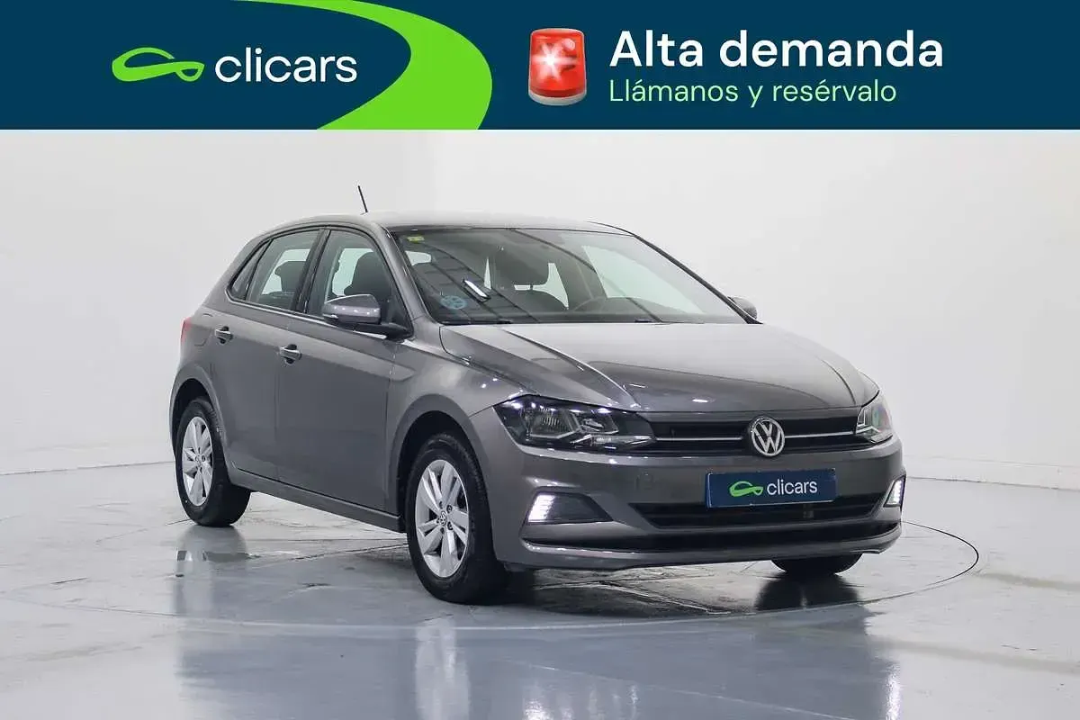 Usado VW Polo Advance 95 CV (69 kW) 2020 Gris Utilitario