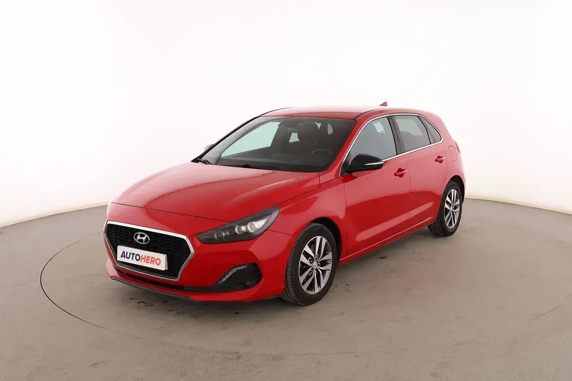 Usado Hyundai i30 120 CV (88 kW) 2019 Berlina