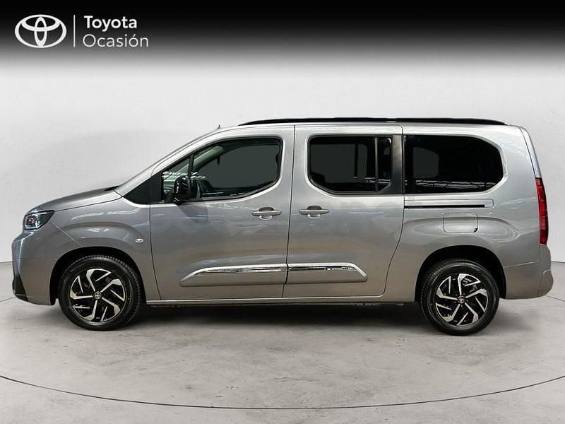 Usado Toyota Proace Verso Active 131 CV (96 kW) 2024 Gris / plata Familiar