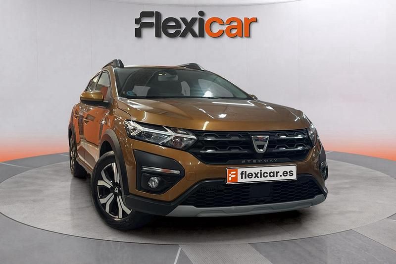 Naranja Usado 2022 Dacia Sandero Comfort Berlina | 12.490 € (Buen precio) - Imagen 1/4