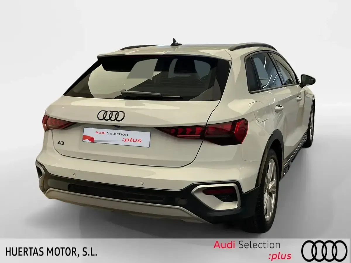 Nuevo Audi A3 Advanced Plus 150 CV (110 kW) 2026 Blanco Berlina