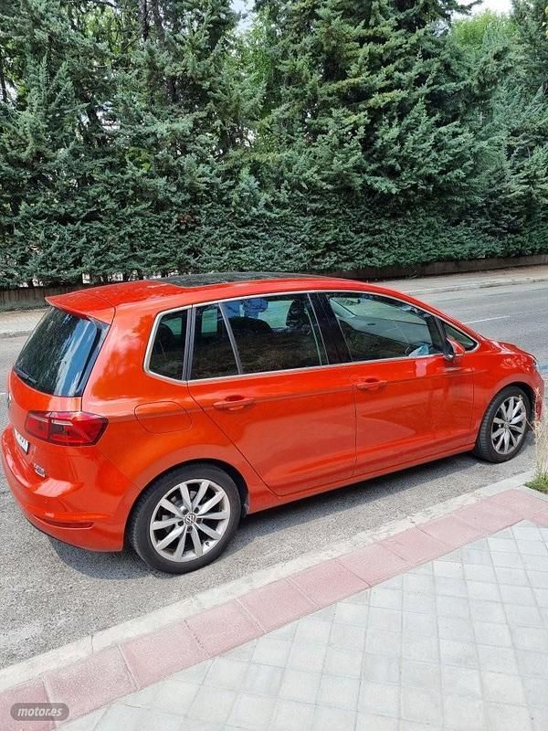 Naranja Usado 2015 VW Golf VII Sport Familiar | 13.500 € (Precio justo) - Imagen 1/4