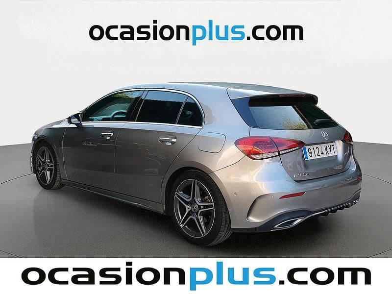 Usado Mercedes A180 116 CV (85 kW) 2019 Gris