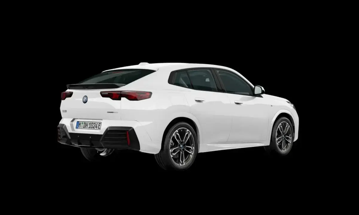 Usado BMW iX2 150 kW (204 CV) 2024 Blanco SUV