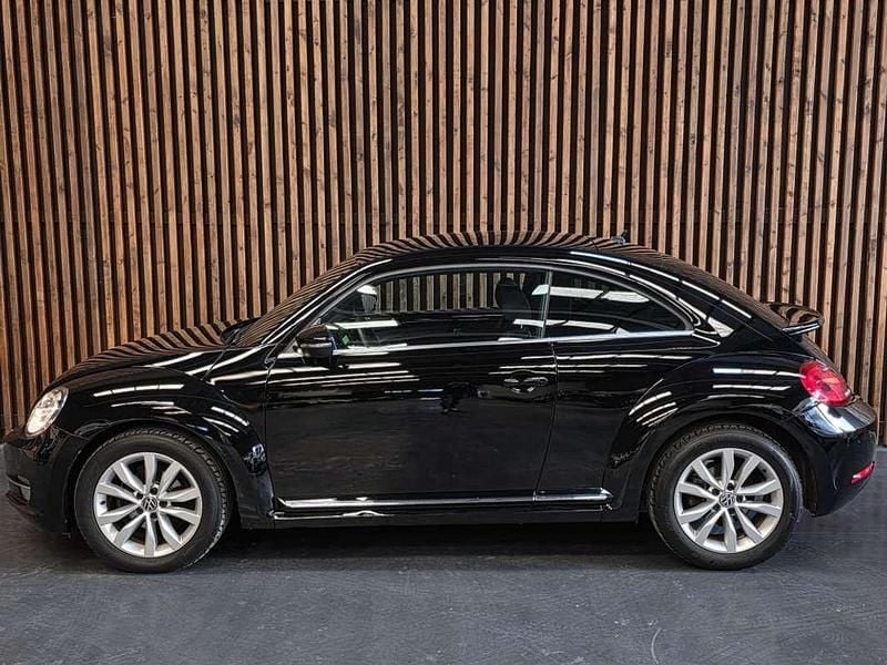 Usado VW Beetle Edition 105 CV (77 kW) 2012 Negro Utilitario