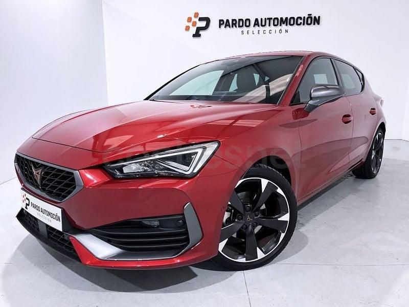 Usado Cupra Leon 150 CV (110 kW) 2024 Granate Berlina