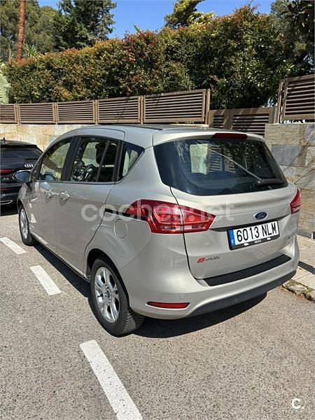 Usado Ford B-MAX Titanium 125 CV (91 kW) 2016 Beige Monovolumen