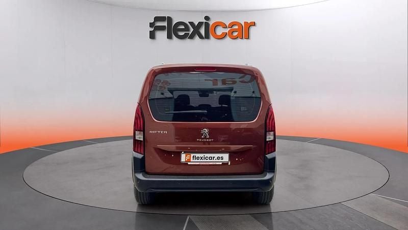 Usado Peugeot Rifter Active 131 CV (96 kW) 2020 Marrón Monovolumen
