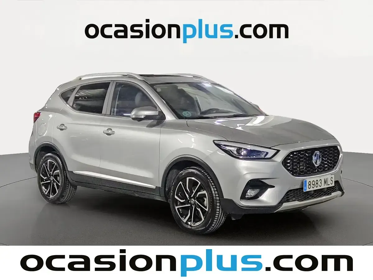 Usado MG ZS Luxury 111 CV (81 kW) 2023 Gris SUV