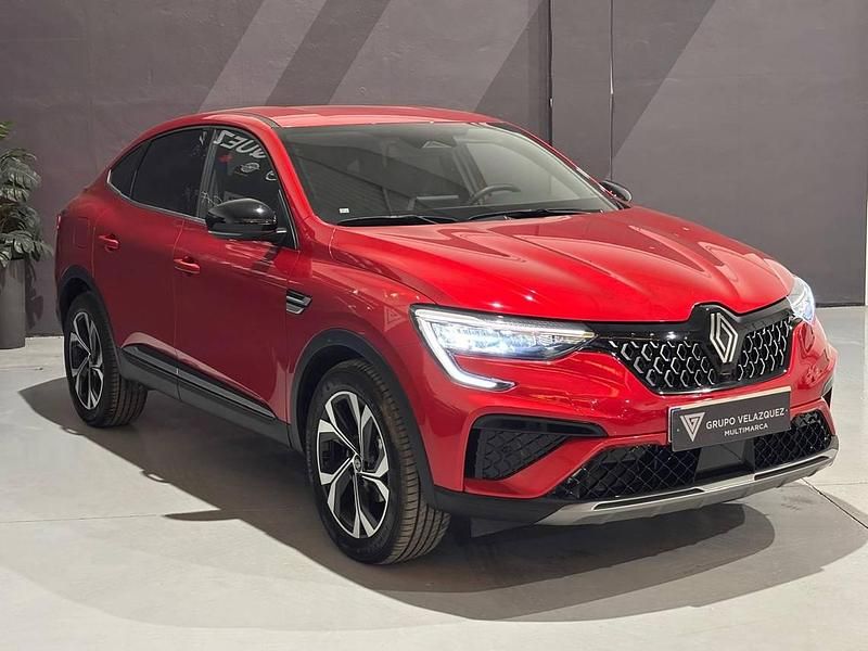 Nuevo Renault Arkana Techno 140 CV (102 kW) 2025 Rojo SUV