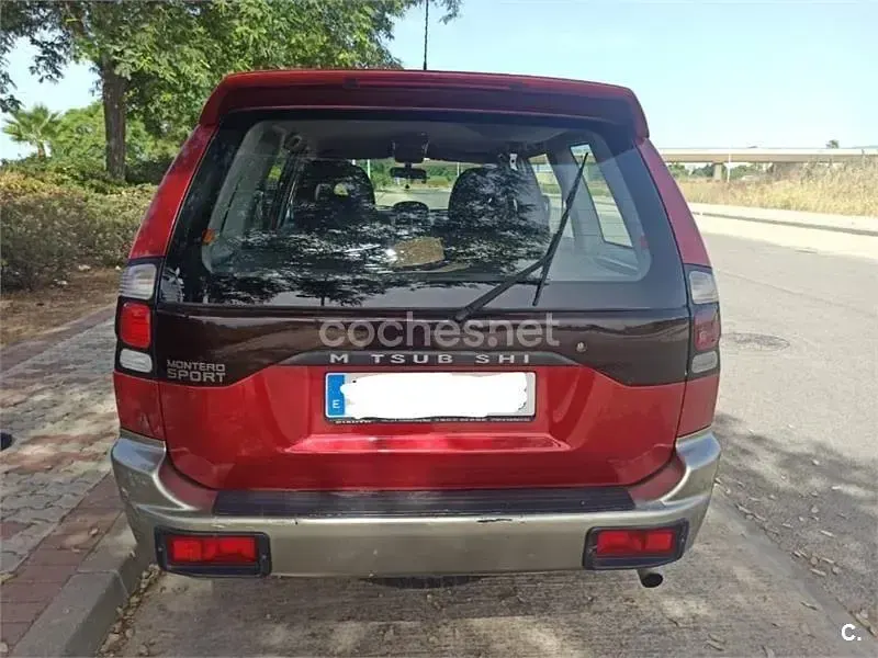 Usado Mitsubishi Montero Sport Intense+ 115 CV (84 kW) 2006 Rojo SUV