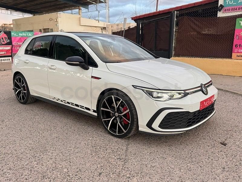 Usado VW Golf VIII GTI 245 CV (180 kW) 2023 Blanco Berlina