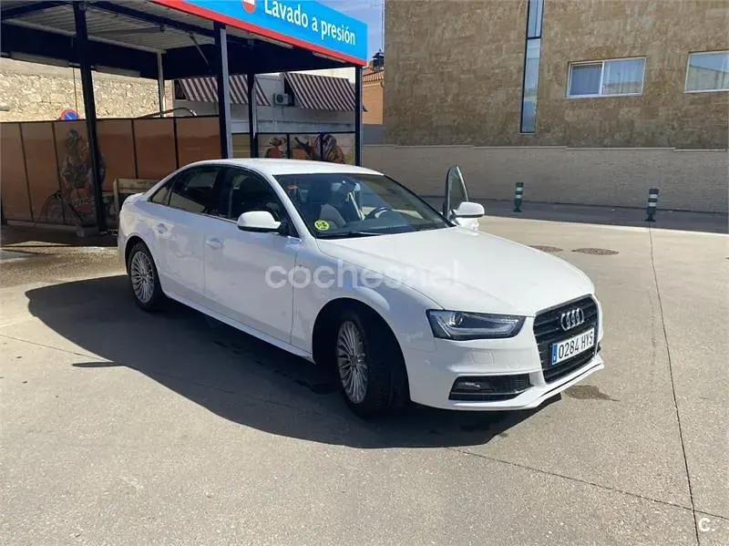 Usado Audi A4 S-Line 150 CV (110 kW) 2014 Blanco Berlina