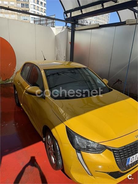 Occasion Peugeot 208 Style 100 ch (73 kW) 2021 Jaune Citadine