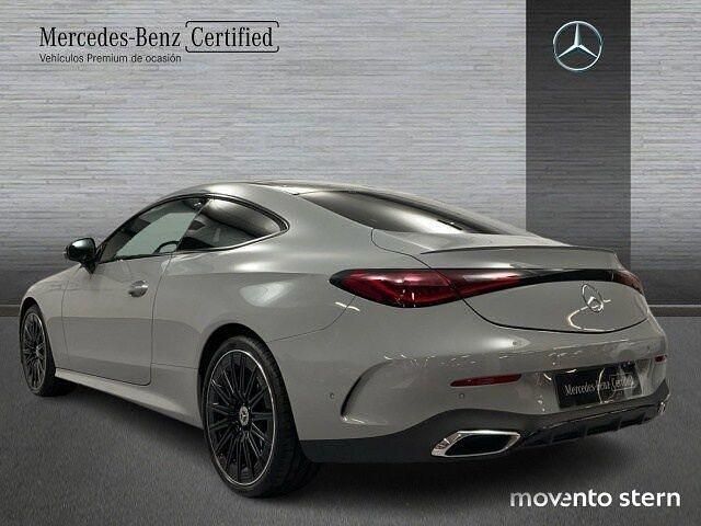 Usado Mercedes CLE300 AMG Line Premium Plus 258 CV (189 kW) 2023 Gris / plata Coupe