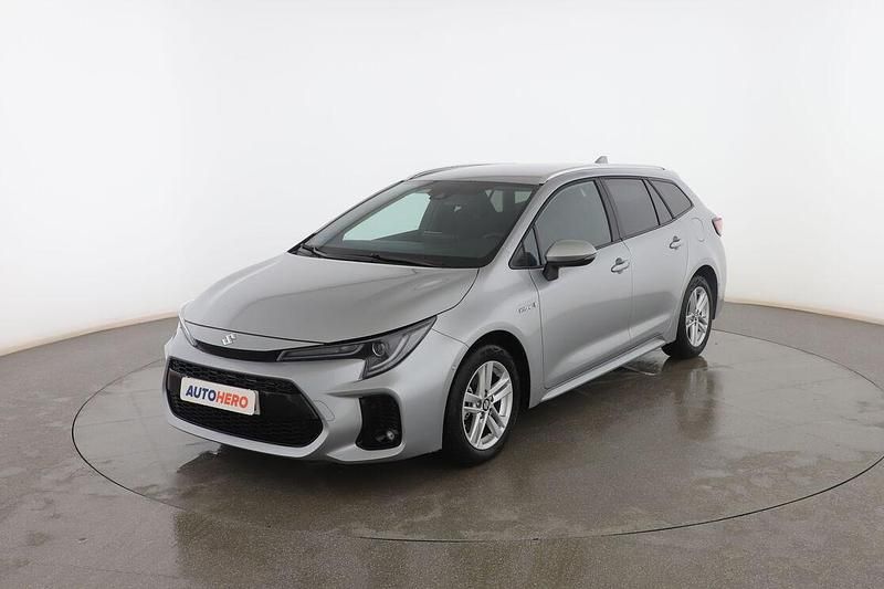 Usado Suzuki Swace GLX 122 CV (89 kW) 2022 Gris Familiar