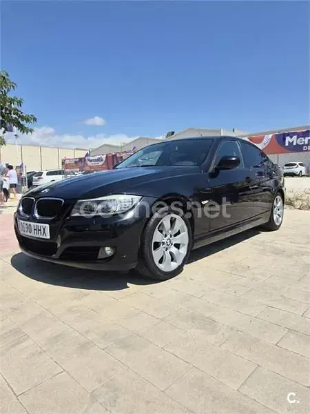 Usado BMW 318 143 CV (105 kW) 2012 Negro Berlina