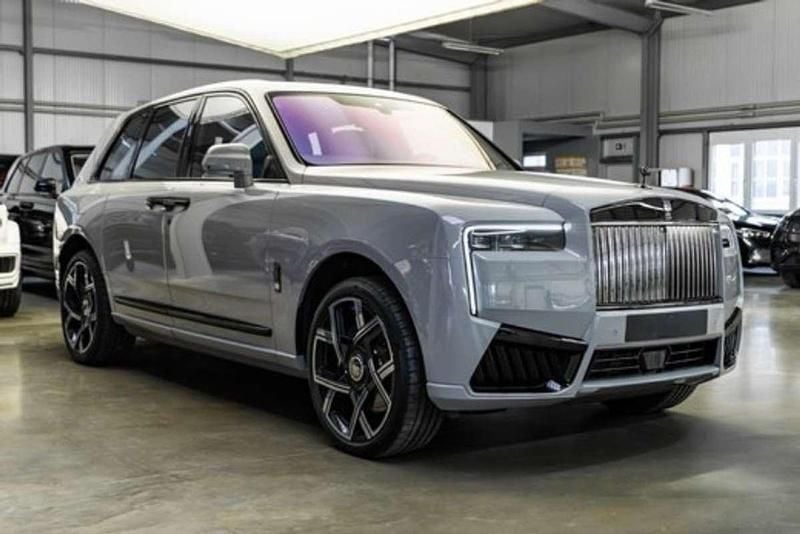 Nuevo Rolls Royce Cullinan 571 CV (419 kW) 2025 Gris SUV