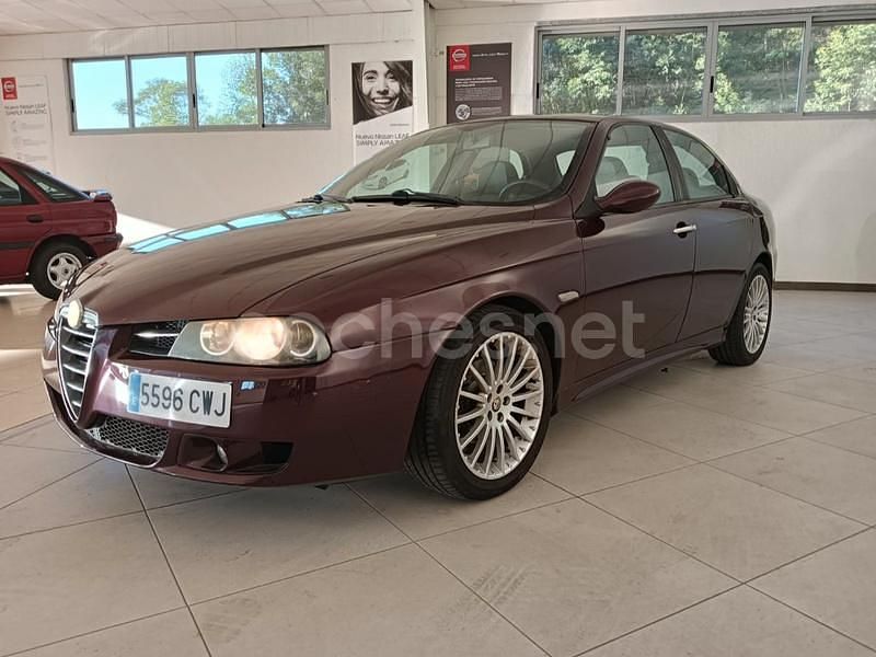 Granate Usado 2004 Alfa Romeo 156 Distinctive Berlina | 3250 € - Imagen 1/4
