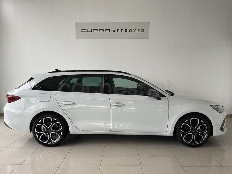 Usado Cupra Leon 150 CV (110 kW) 2025 Blanco Familiar