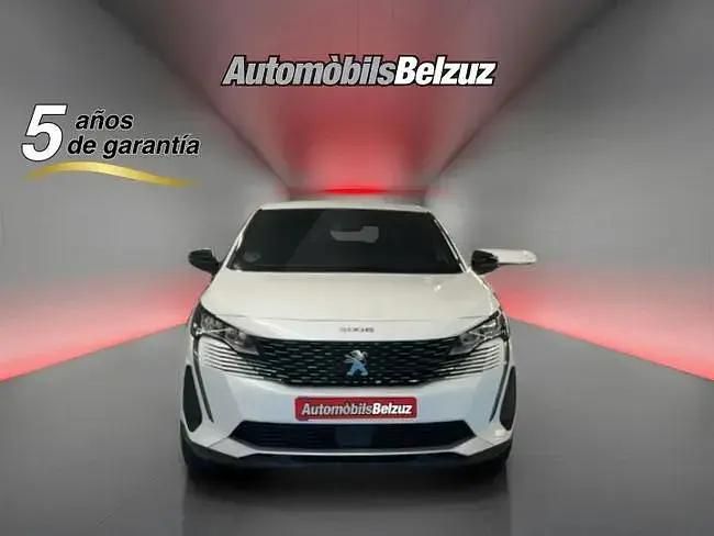 Usado Peugeot 3008 Active 131 CV (96 kW) 2023 Blanco SUV
