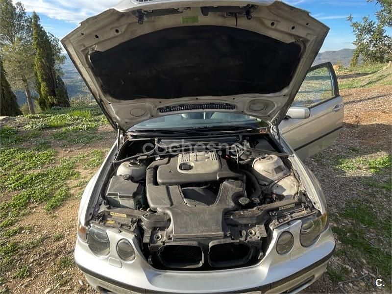 Usado BMW 320 150 CV (110 kW) 2003 Gris / plata Coupe