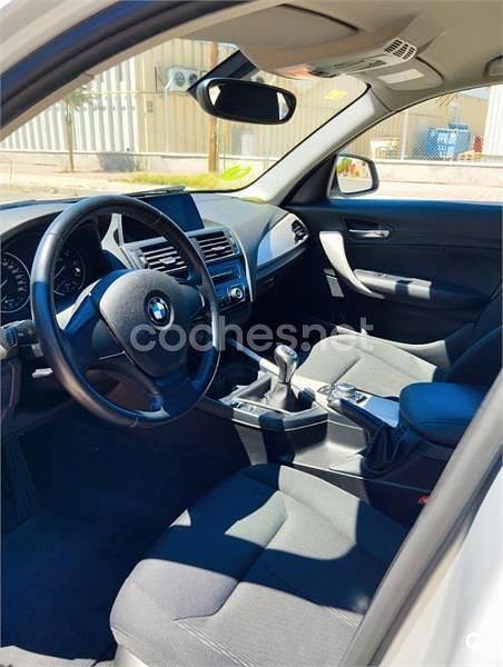 Usado BMW 116 116 CV (85 kW) 2016 Gris / plata Utilitario