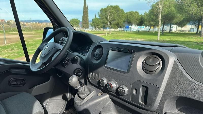 Usado Renault Master 145 CV (106 kW) 2018 Blanco Berlina