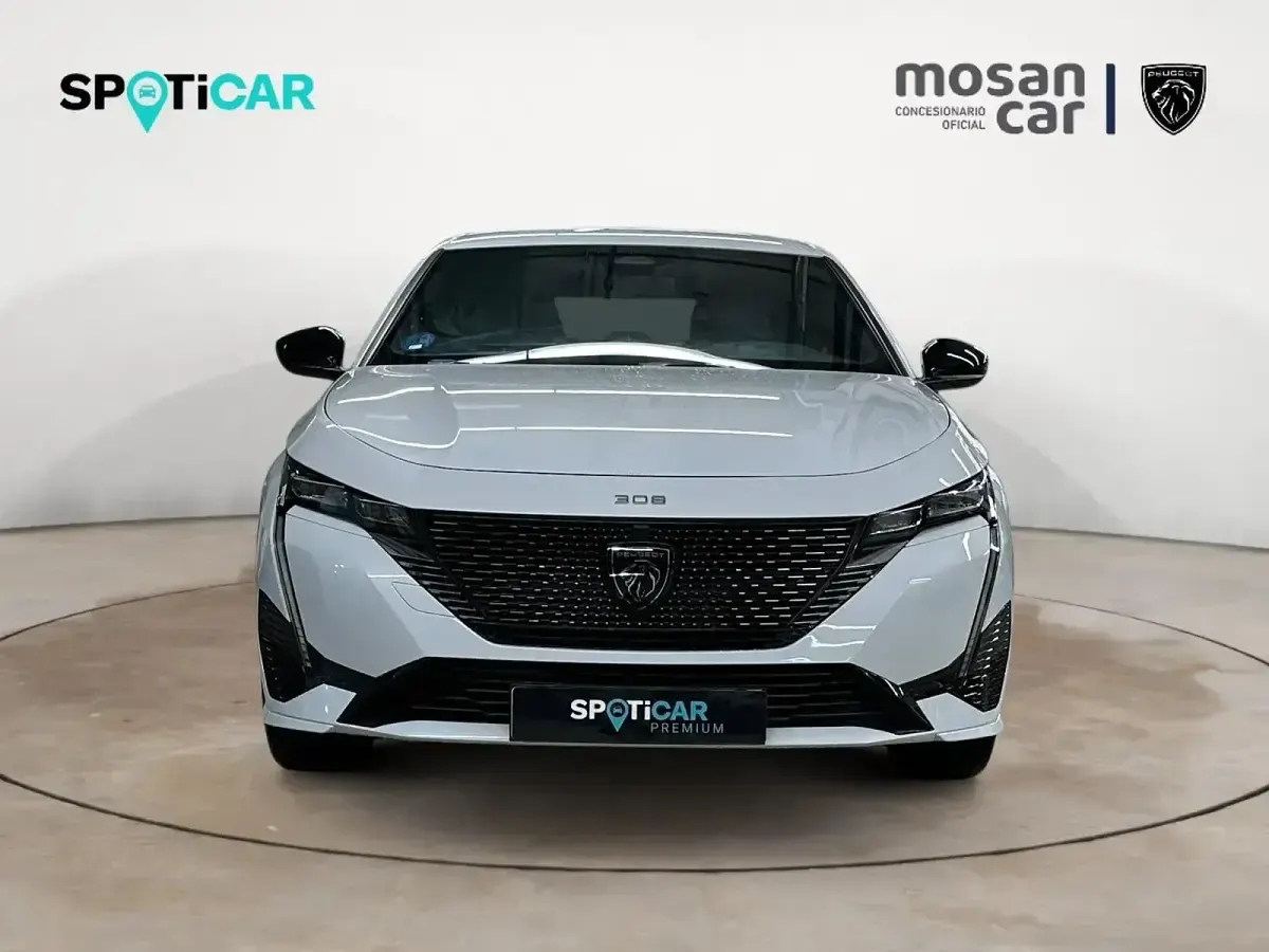 Usado Peugeot e-308 GT 114 kW (156 CV) 2023 Blanco Utilitario