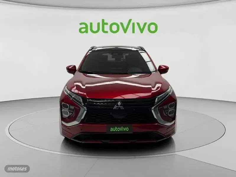 Usado Mitsubishi Eclipse Cross 188 CV (138 kW) 2022 Rojo SUV