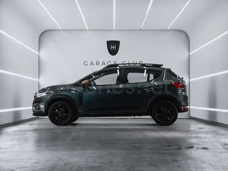 Usado Dacia Sandero Extreme 110 CV (80 kW) 2024 Verde Berlina
