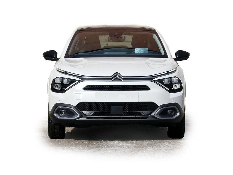Usado Citroën e-C4 Shine 114 kW (156 CV) 2023 Blanco Berlina
