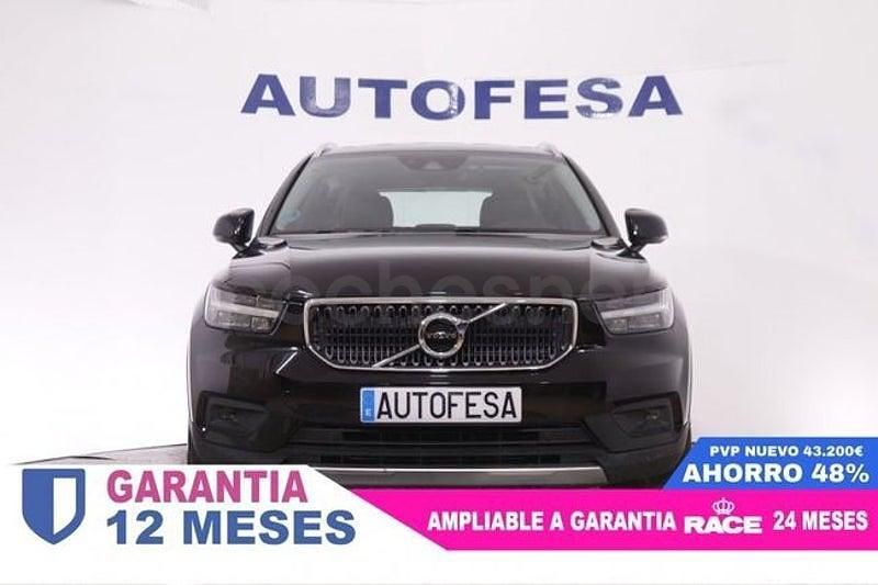 Usado Volvo XC40 Momentum 156 CV (114 kW) 2020 Negro SUV