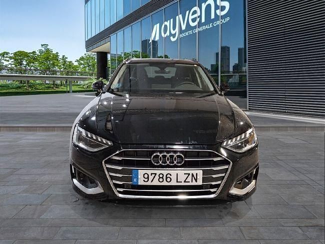 Usado Audi A4 Advanced Plus 163 CV (119 kW) 2022 Negro Familiar