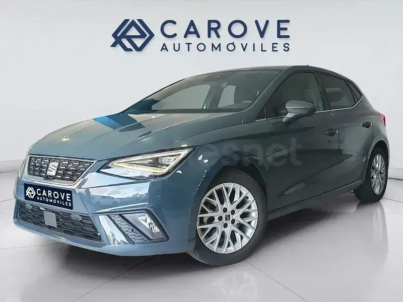 Usado Seat Ibiza 115 CV (84 kW) 2025 Gris / plata Utilitario