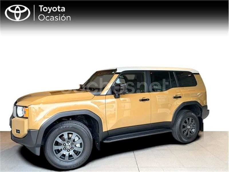Amarillo Usado 2024 Toyota Land Cruiser Edition SUV | 91.990 € - Imagen 1/4