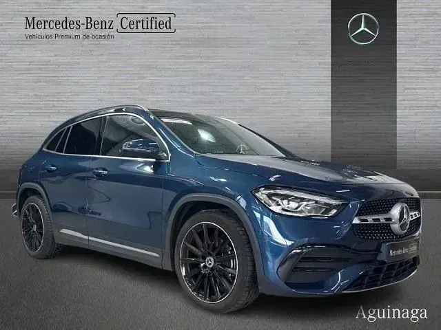 Usado Mercedes GLA200 163 CV (119 kW) 2022 Azul denim SUV