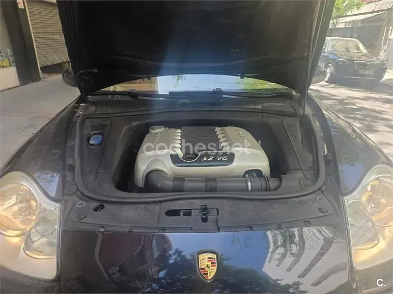 Usado Porsche Cayenne 250 CV (183 kW) 2004 Negro SUV