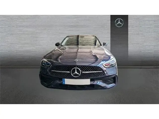 Usado Mercedes C220 200 CV (147 kW) 2025 Azul sodalita Berlina