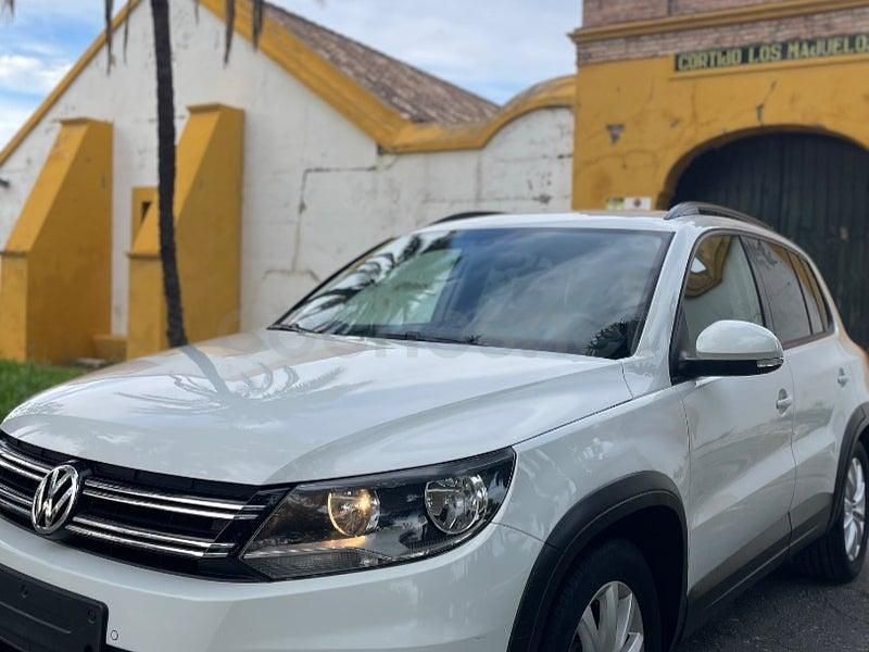Käytetty VW Tiguan 110 HP (80 kW) 2014 Valkoinen Katumaasturi