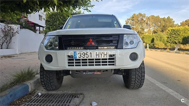 Blanco Usado 2014 Mitsubishi Montero Spirit SUV | 34.900 € - Imagen 1/4