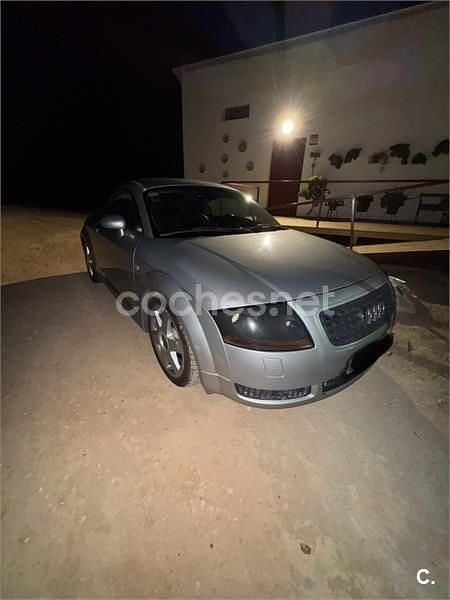Usado Audi TT 180 CV (132 kW) 2000 Gris / plata Coupe