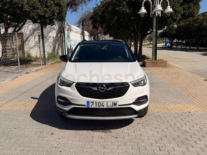 Usado Opel Crossland X Innovation 130 CV (95 kW) 2020 Blanco SUV