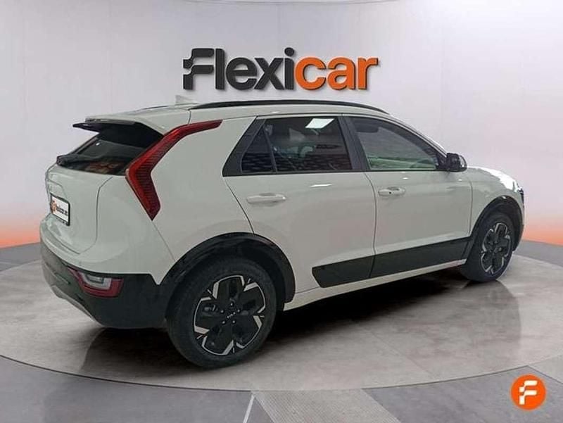 Usado Kia e-Niro 150 kW (204 CV) 2023 Blanco SUV