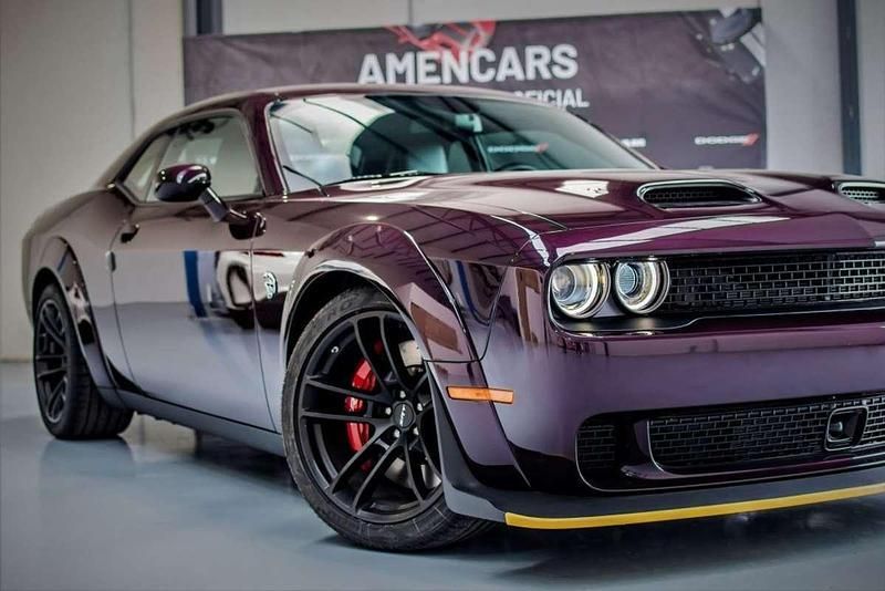 Usado Dodge Challenger 727 CV (534 kW) 2024 Burdeos Coupe