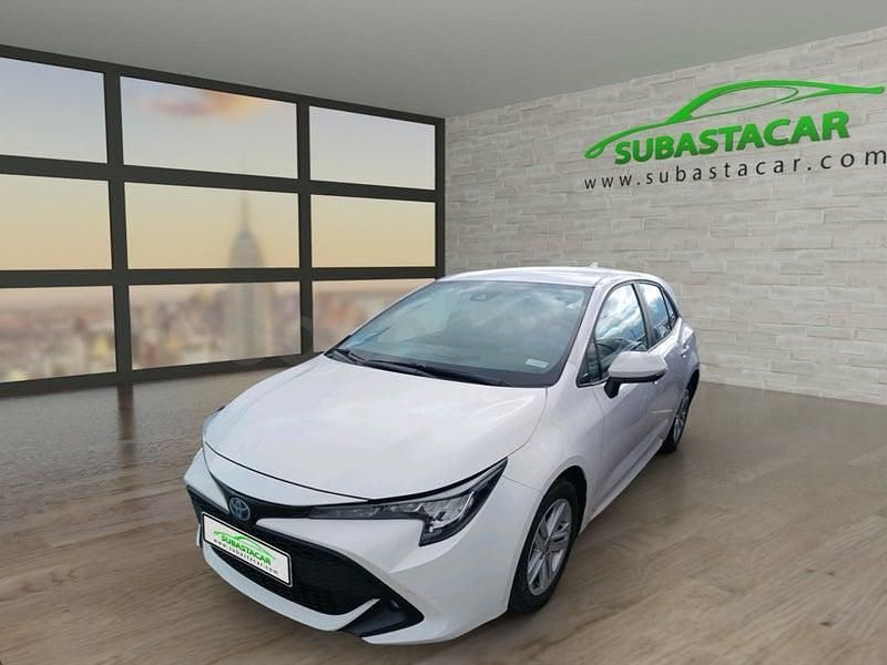 Usado Toyota Corolla Business Edition 122 CV (89 kW) 2023 Blanco Berlina