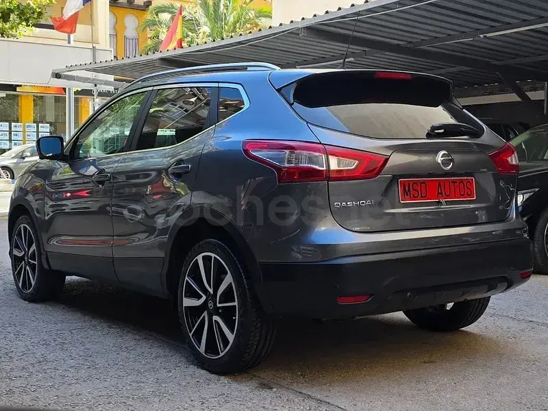 Usado Nissan Qashqai Tekna 131 CV (96 kW) 2014 Gris / plata SUV